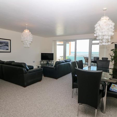 Sea View Apartment Pwllheli Eksteriør billede