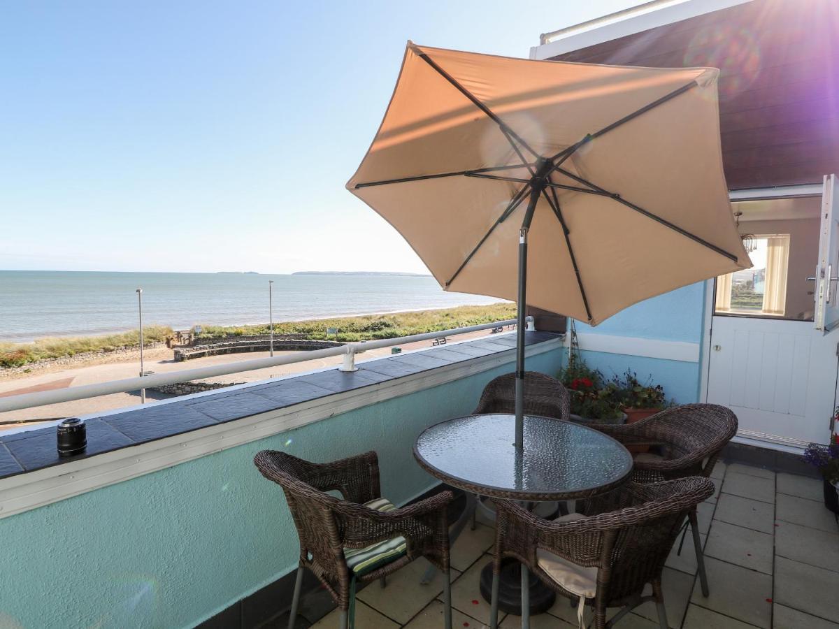 Sea View Apartment Pwllheli Eksteriør billede