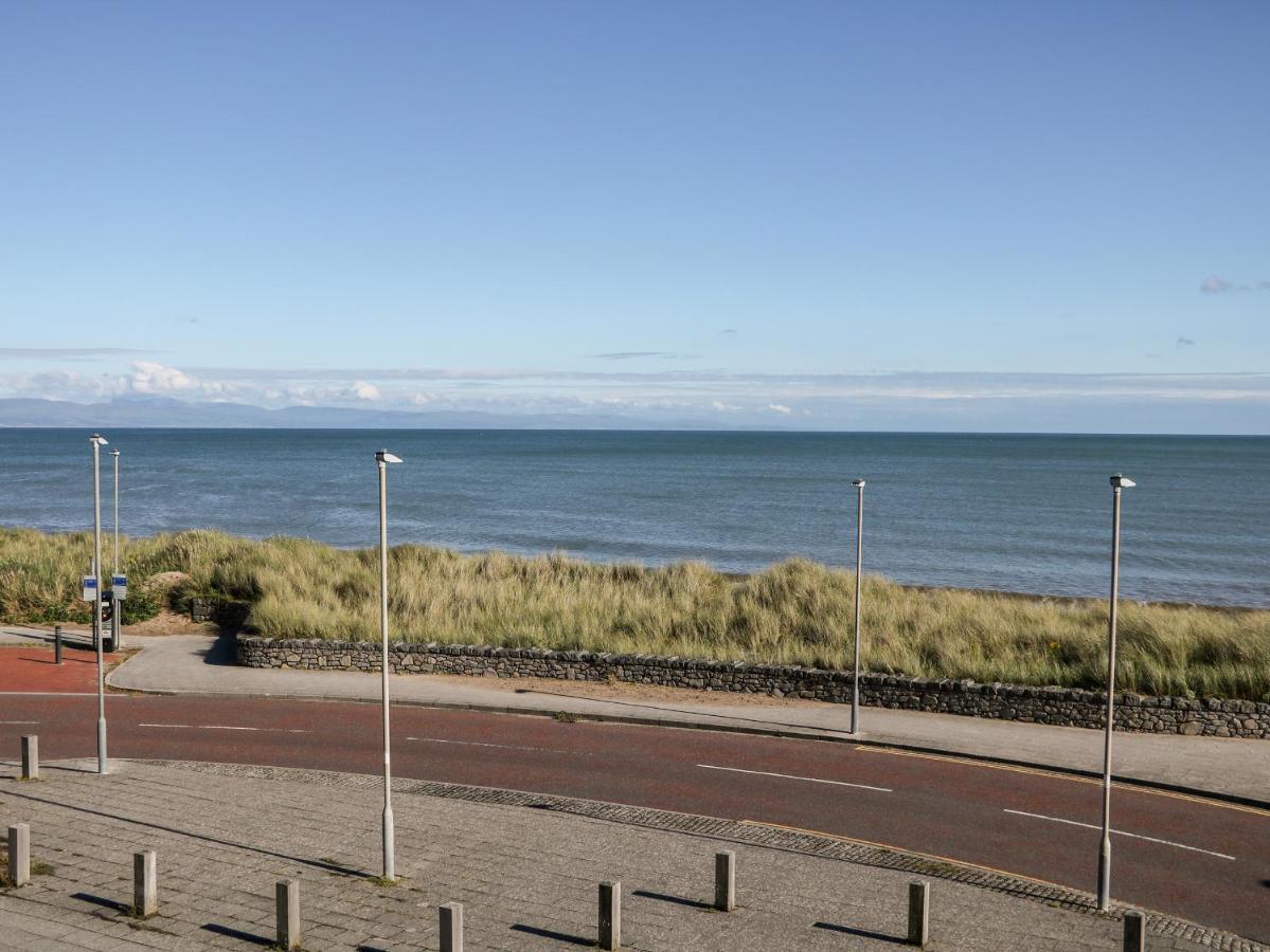 Sea View Apartment Pwllheli Eksteriør billede
