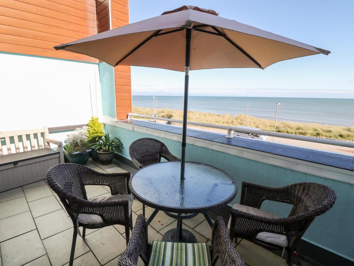 Sea View Apartment Pwllheli Eksteriør billede
